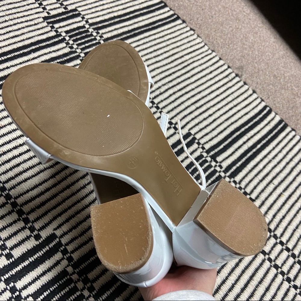 White small heels - Picture 5 of 7